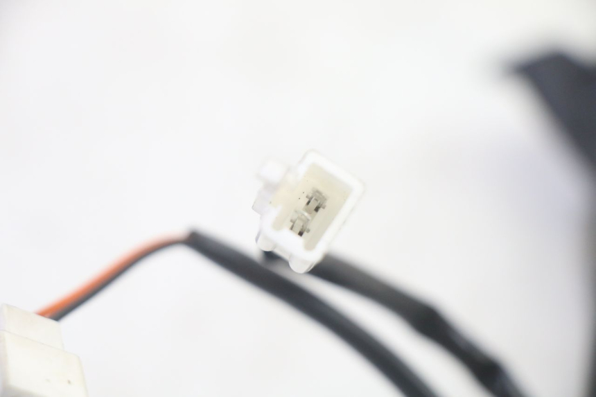 photo de FRECCE ANTERIORE JM MOTORS SANTANA EVO 50 (2024 - 2026) - Stato della superficie e materiale