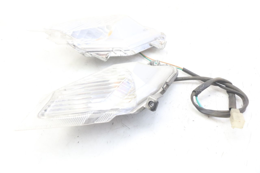 photo de FANALE ANTERIORE RAZZO STEED 125 (2012 - 2018)