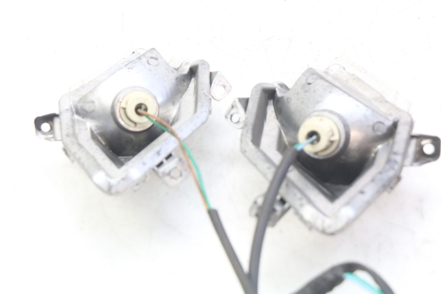 photo de FANALE ANTERIORE RAZZO STEED 125 (2012 - 2018)