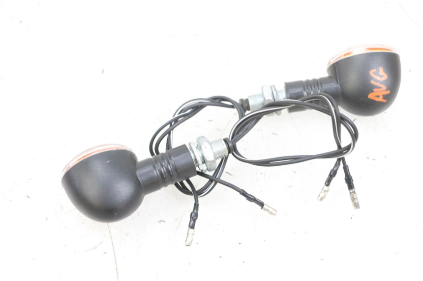 photo de CLIGNOTANTE ANTERIORE DAELIM VJ ROADWIN FI 125 (2008 - 2017) - Primo piano tecnico