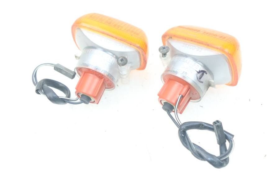 photo de CLIGNOTANTE ANTERIORE SUZUKI XF FREEWIND 650 (1997 - 2003)