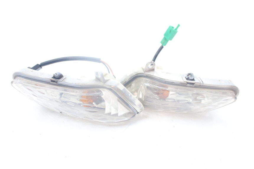 photo de CLIGNOTANTE ANTERIORE YAMAHA XMAX X-MAX 125 (2006 - 2009)