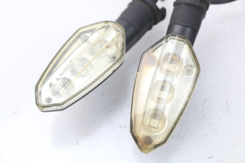 photo de FANALE ANTERIORE YAMASAKI MSX 50 (2013 - 2022)