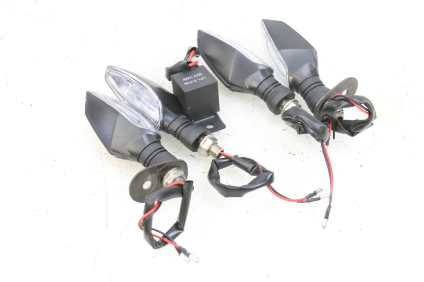 photo de FRECCE ANTERIORE KAWASAKI ZR 7 750 (1999 - 2001) - Dettaglio del componente