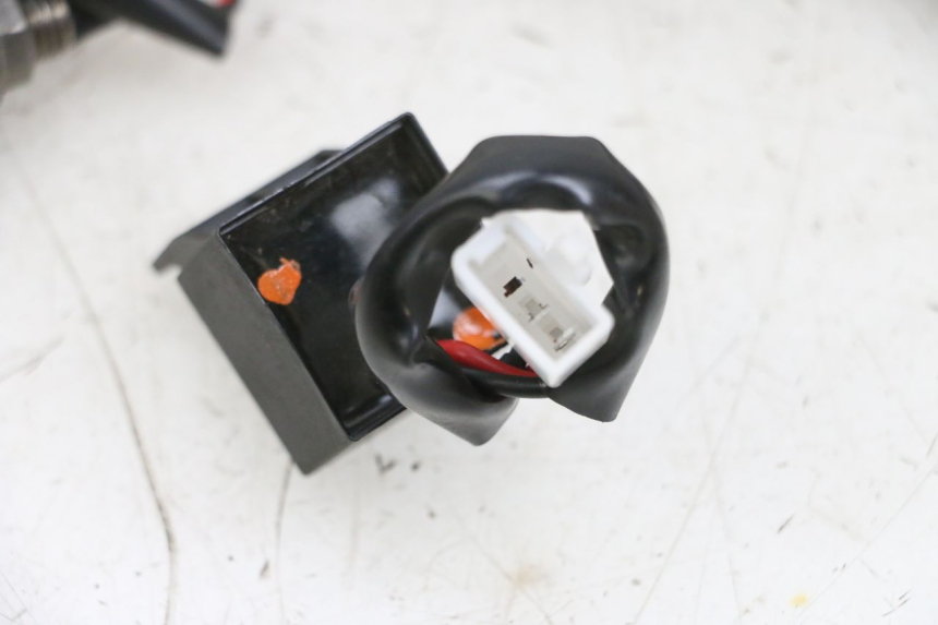 photo de FRECCE ANTERIORE KAWASAKI ZR 7 750 (1999 - 2001) - Ricambio usato controllato