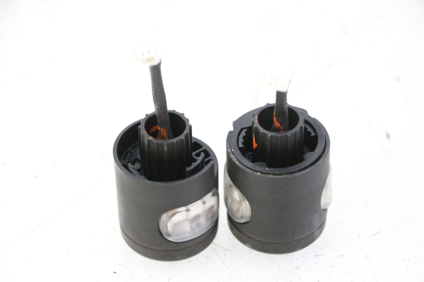 photo de FRECCE ANTERIORE SEGWAY NINEBOT ZT3 PRO 1