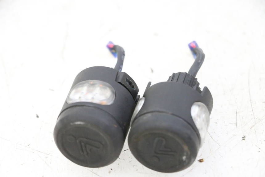 photo de FRECCE ANTERIORE SEGWAY NINEBOT ZT3 PRO 1