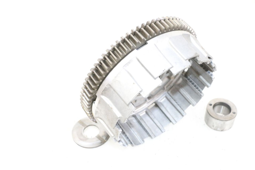 photo de CAMPANA FRIZIONE YAMAHA FJR ABS 1300 (2006 - 2012) - Dettagli dei punti di fissaggio