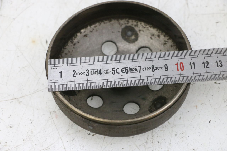 photo de CAMPANA FRIZIONE PEUGEOT KISBEE 4T 50 (2010 - 2017) - Dettaglio del componente