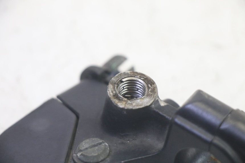 photo de COPERCHIO FRIZIONE DAELIM VJ ROADWIN FI 125 (2008 - 2017) - Primo piano tecnico