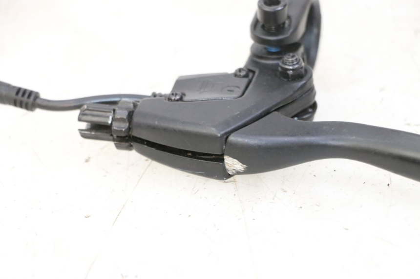 photo de LEVA FRENO DESTRO KUKIRIN G2 MASTER 1