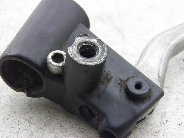 photo de COCOTTA FRENO SINISTRA PIAGGIO FLY 125 (2005 - 2012)