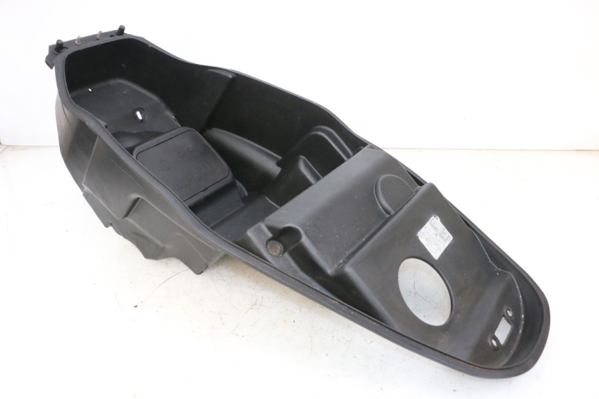 photo de Bauletto sella KYMCO AGILITY CITY 4T 50 (2008 - 2016) - Vista d'insieme del prodotto