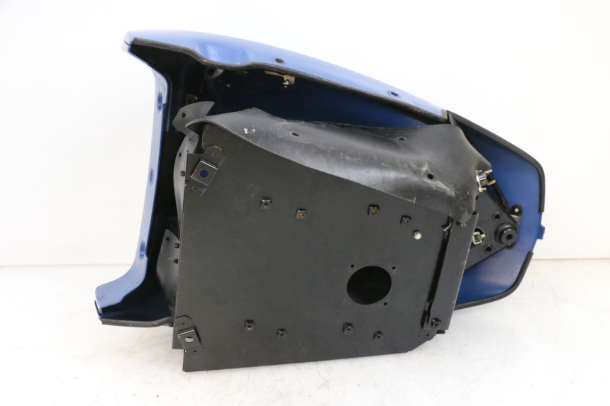 photo de COFANO SELLA YAMAHA FJR ABS 1300 (2006 - 2012) - Zoom sullo stato d'uso