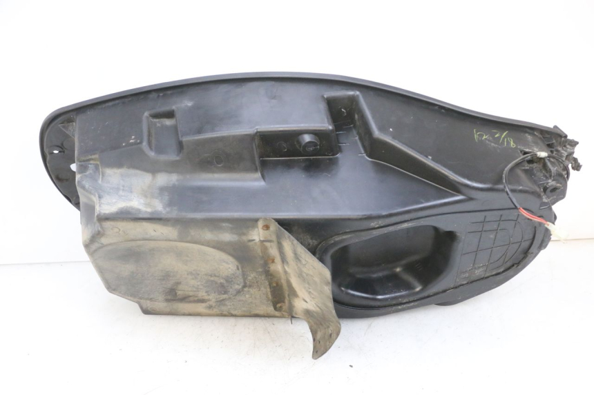 photo de SOTTOSELLA SYM GTS EVO 125 (2009 - 2013) - Primo piano tecnico