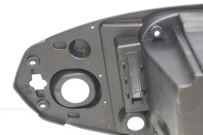 photo de COFANO SELLA PEUGEOT KISBEE 2T 50 (2010 - 2017)