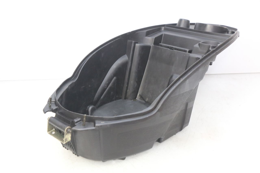 photo de COFANO SELLA PEUGEOT KISBEE 2T 50 (2010 - 2017)