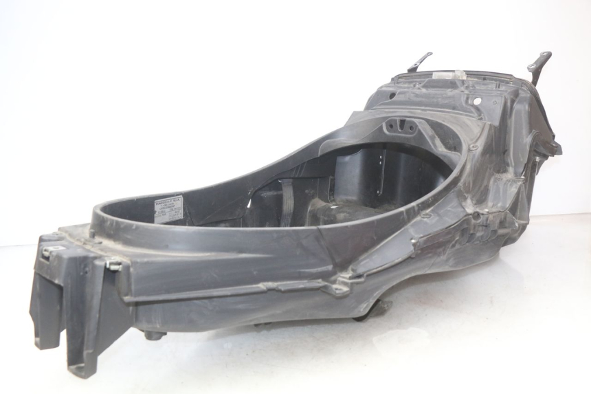 photo de COFANO SELLA PIAGGIO MP3 LT 300 (2010 - 2016) - Altra angolazione