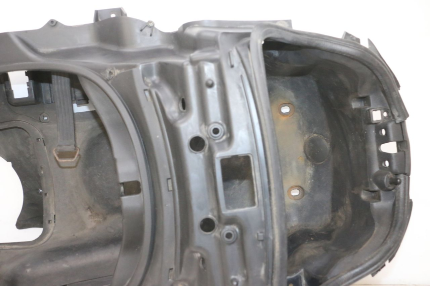 photo de SOTTOSELLA PIAGGIO MP3 RL 250 (2007 - 2010) - Primo piano tecnico