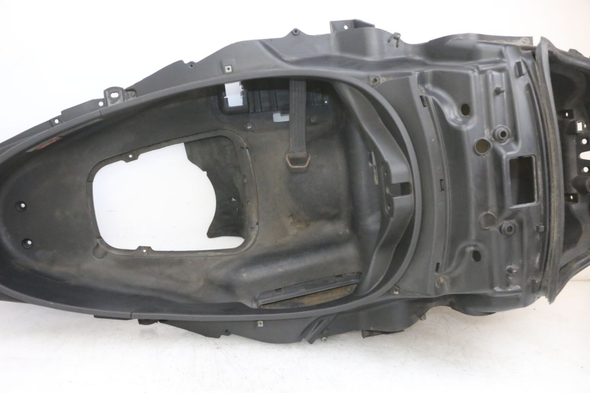 photo de SOTTOSELLA PIAGGIO MP3 RL 250 (2007 - 2010) - Vista d'insieme del prodotto