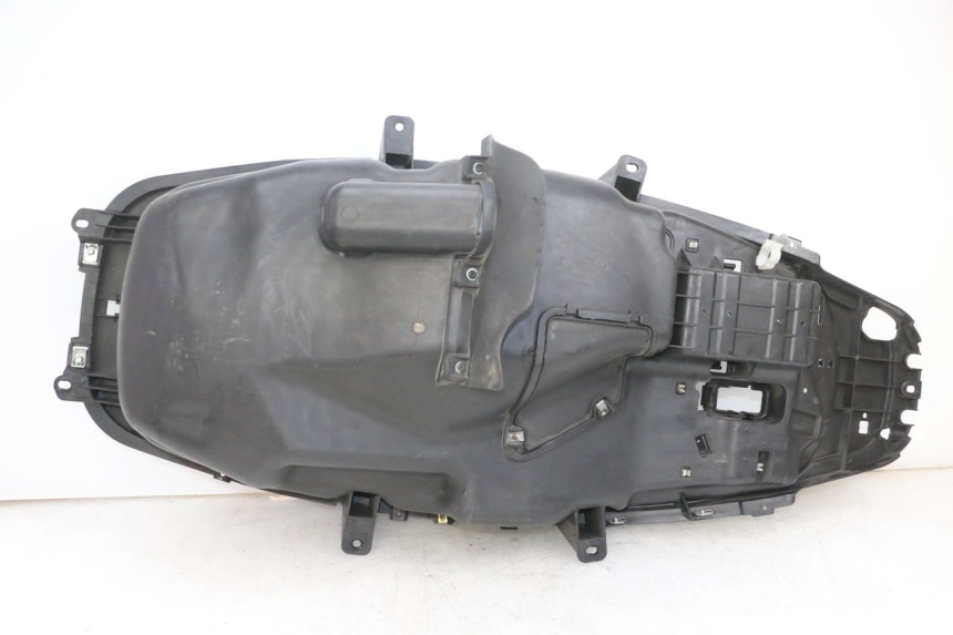 photo de SOTTOSELLA PIAGGIO MP3 500 (2016 - 2018) - Altra angolazione