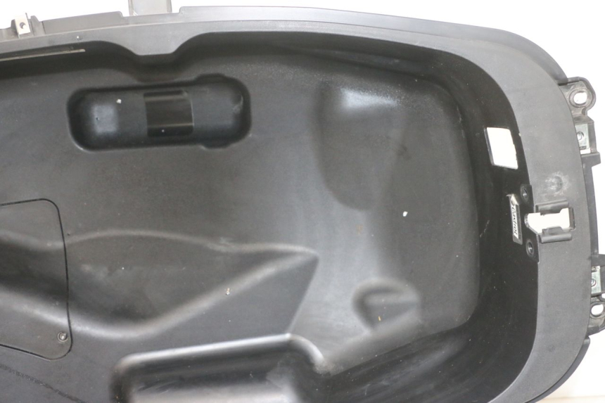 photo de SOTTOSELLA PIAGGIO MP3 500 (2016 - 2018) - Ricambio usato controllato