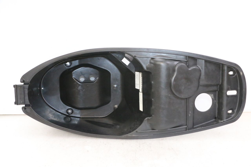 photo de COFANO SELLA PEUGEOT TWEET 4T 50 (2014 - 2019)