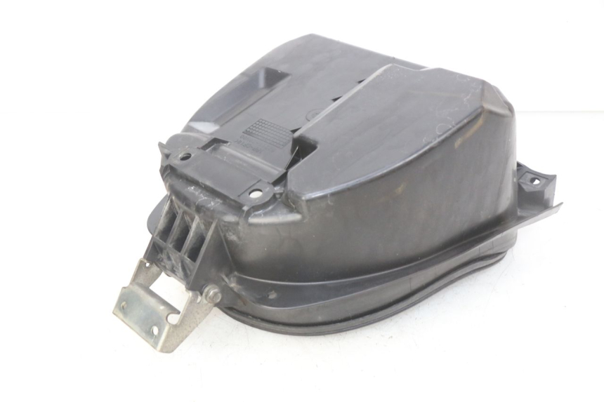 photo de COFANO SELLA SUZUKI SIXTEEN 125 (2008 - 2010)