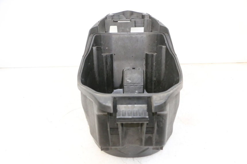 photo de SOTTOSELLA PEUGEOT SPEEDFIGHT 4 4T EFI 50 (2021 - 2025) - Dettagli dei punti di fissaggio