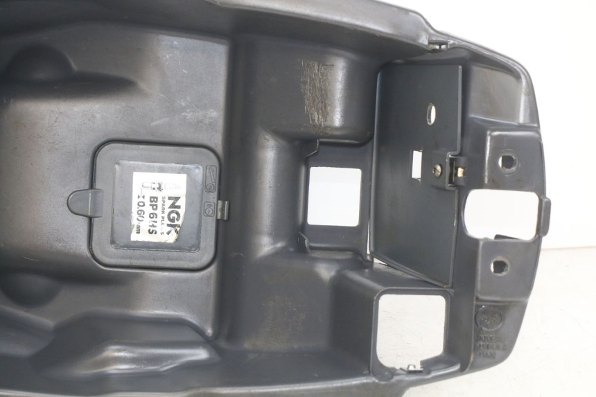 photo de SCATOLA SELLA PEUGEOT SV 125 (1991 - 1994)