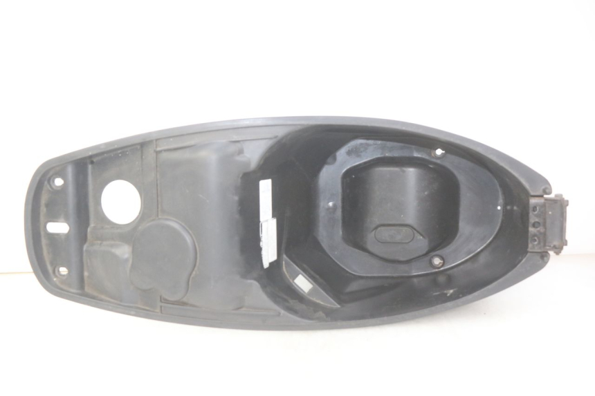 photo de COFANO SELLA PEUGEOT TWEET 4T 50 (2010 - 2014)