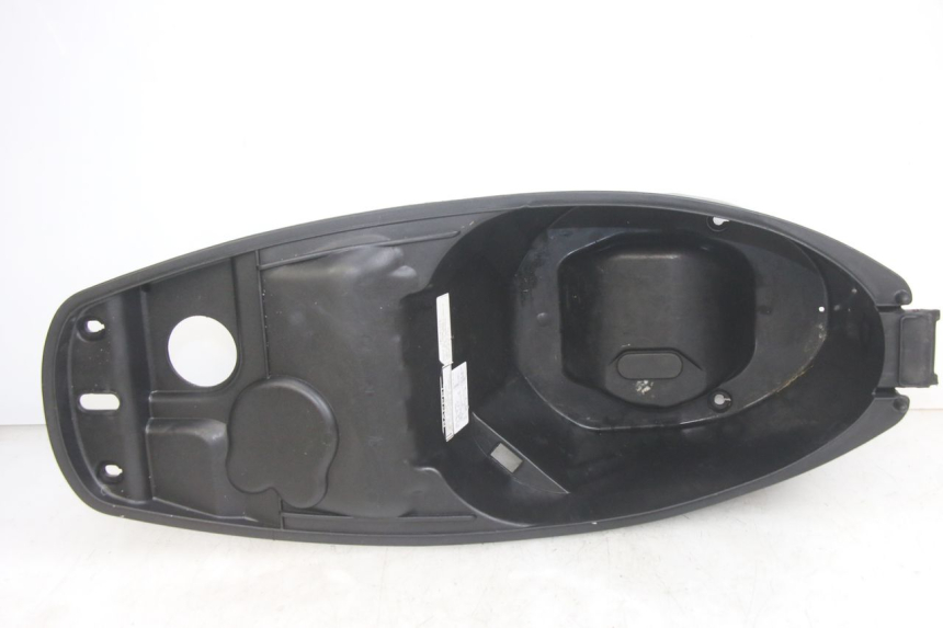 photo de COFANO SELLA PEUGEOT TWEET 4T 50 (2014 - 2019)