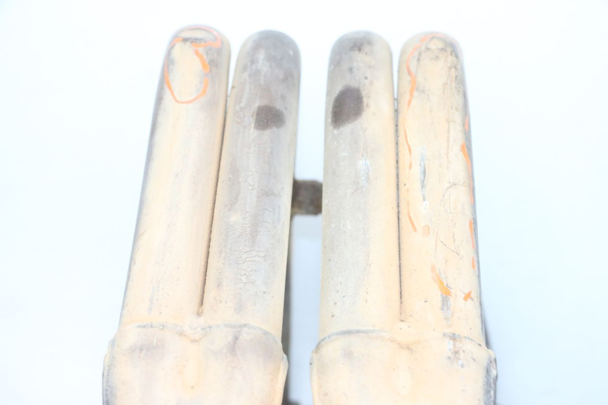 photo de COLLETTORI YAMAHA FJR ABS 1300 (2006 - 2012) - Caratteristiche distintive