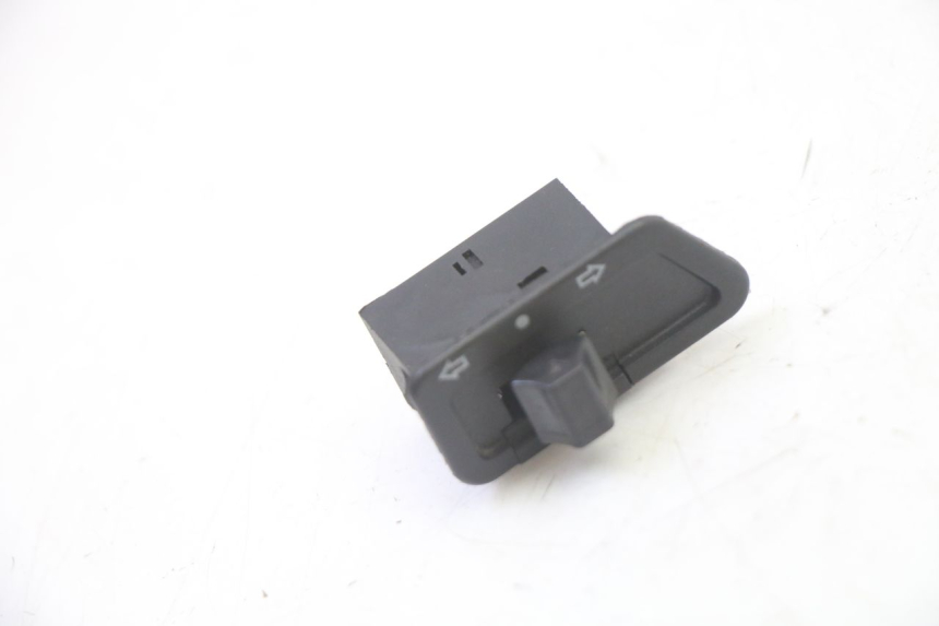 photo de COMMUTATORE FRECCE MOTRON BREEZY 4T 50 (2021 - 2025)