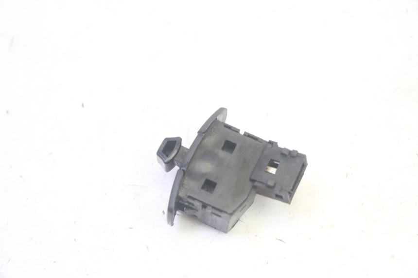 photo de COMANDO FRECCE PEUGEOT DJANGO 4T 50 (2014 - 2019) - Zoom sullo stato d'uso