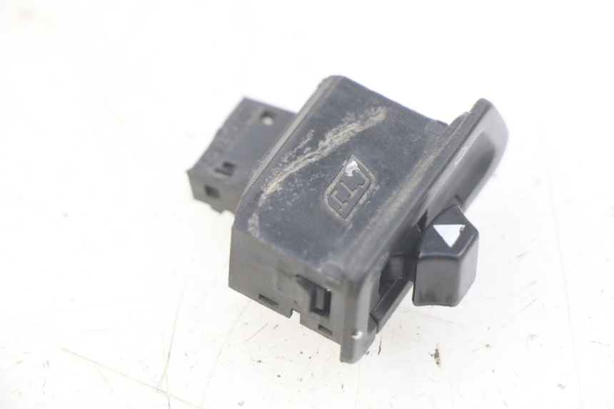 photo de COMANDO FRECCE PEUGEOT TWEET 125 (2010 - 2017)