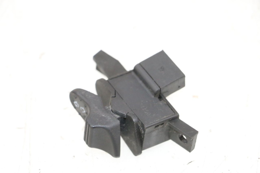 photo de COMMUTATORE FRECCE PIAGGIO VESPA GTS SUPER IE 125 (2009 - 2016) - Altra angolazione