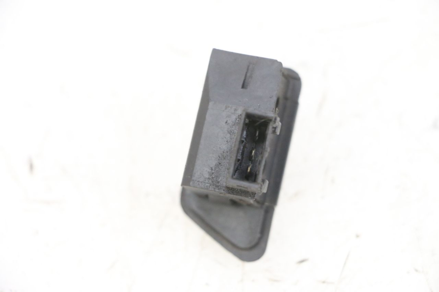 photo de COMANDO FRECCE YAMAHA XMAX X-MAX 125 (2006 - 2009) - Zoom sullo stato d'uso