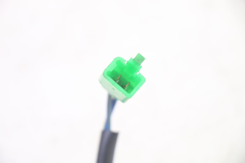 photo de COMMUTATORE SPEGNIMENTO  SYM FIDDLE 3 III 125 (2014 - 2020) - Primo piano tecnico