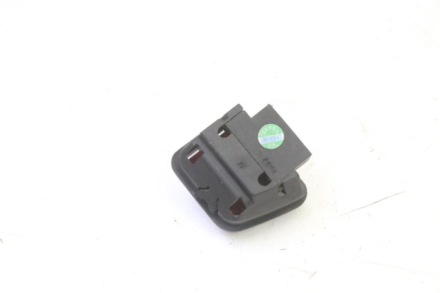 photo de COMMUTATORE SPEGNIMENTO  PIAGGIO MP3 RL 250 (2007 - 2010)