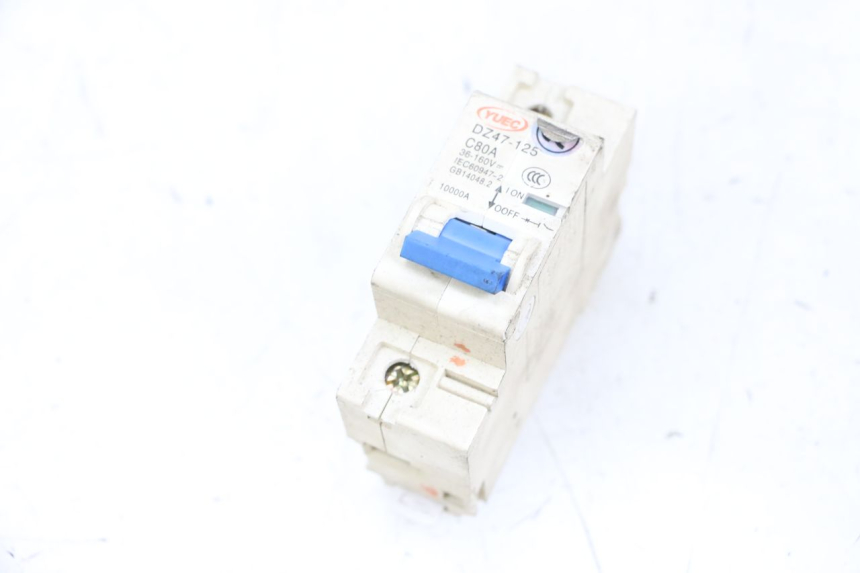 photo de COMMUTATORE SPEGNIMENTO  EFUN PUSA 1 - Vista principale