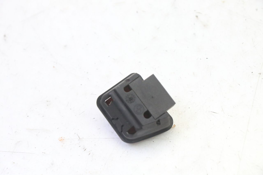 photo de COMANDO DI ACCENSIONE E SPEGNIMENTO PIAGGIO X9 EVOLUTION 125 (2003 - 2007)