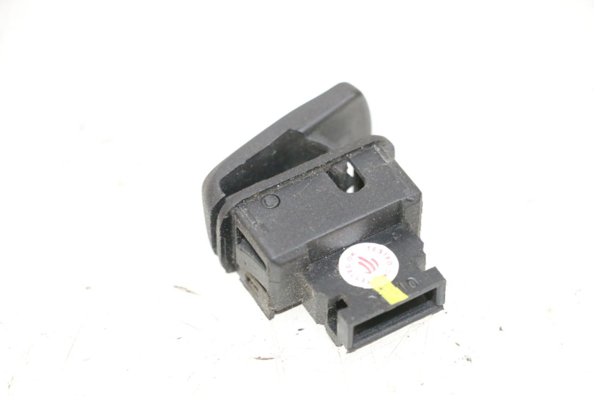 photo de COMMUTATORE ACCENSIONE PIAGGIO MP3 HPE 300 (2019 - 2026) - Altra angolazione