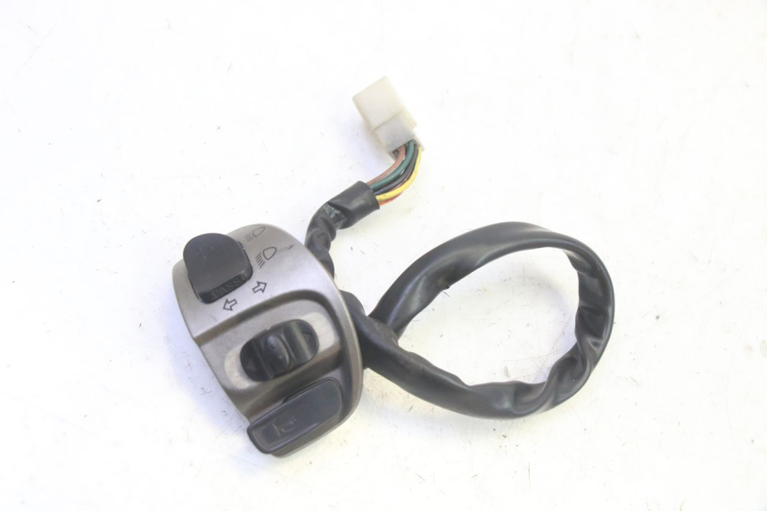 photo de COMMUTATORE DESTRO QUADRO 4 4D 350 (2015 - 2018)