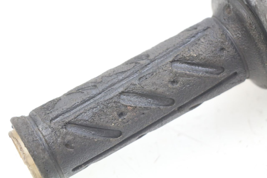 photo de MANUBRIO DESTRO KYMCO AGILITY 4T 50 (2005 - 2018)