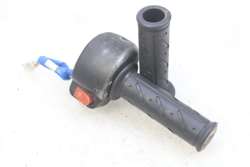 photo de COMMODO DESTRO KYMCO AGILITY 4T 50 (2018 - 2022)