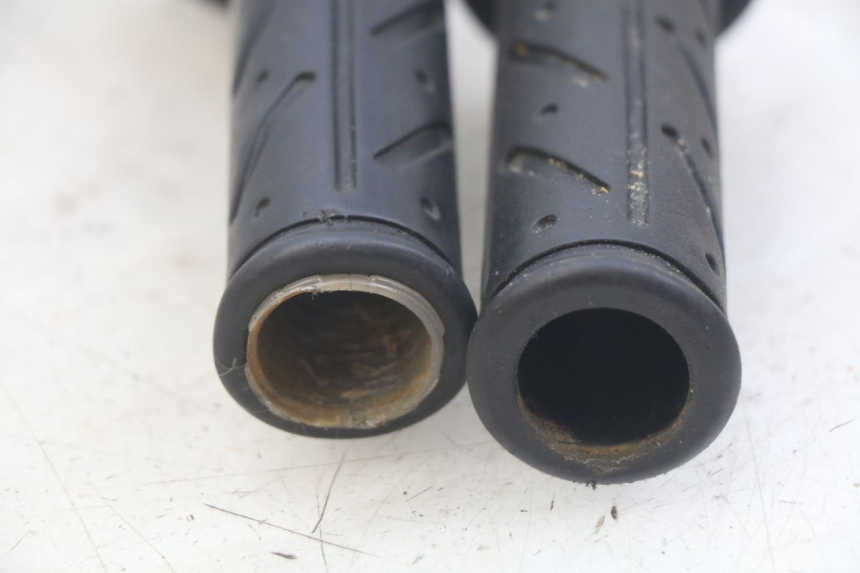 photo de COMMODO DESTRO KYMCO AGILITY 4T 50 (2018 - 2022)