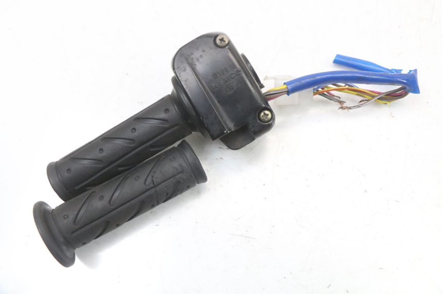 photo de MANUBRIO DESTRO KYMCO AGILITY 4T 50 (2005 - 2018)