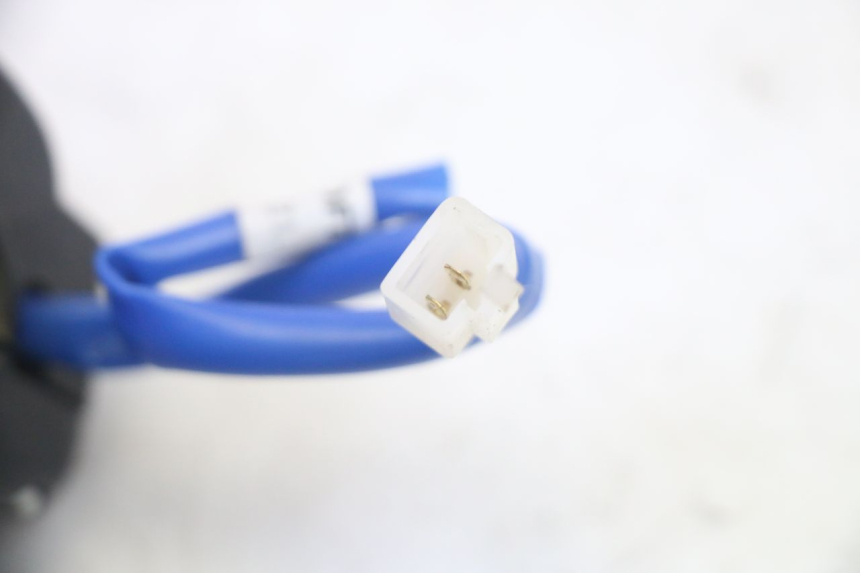 photo de COMMODO DESTRO KYMCO AGILITY 4T 50 (2018 - 2022) - Marcature e riferimenti originali