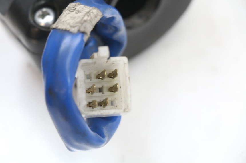 photo de COMMUTATORE DESTRO KYMCO AGILITY FR 2T 50 (2012 - 2017)